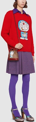 (W) GUCCI x Doraemon Sweater Merah Kartun Longgar Wanita. 655654-XKBVW-6076 Lookbook (W) GUCCI x Doraemon Sweater Merah Kartun Longgar Wanita. 655654-XKBVW-6076
