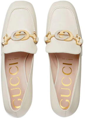 (W) Gucci Zumi Sandal Hak Rendah 'Putih' 575832-C9D00-9022 Lookbook (W) Gucci Zumi Sandal Hak Rendah 'Putih' 575832-C9D00-9022