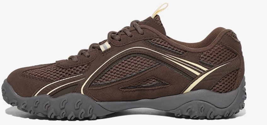 (Women) Han So Hee Worn Fila Shoes Escaper Choco Brown/Brown/Brown 11001XM02361H200 Lookbook (Women) Han So Hee Worn Fila Shoes Escaper Choco Brown/Brown/Brown 11001XM02361H200