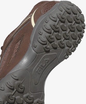 (Women) Han So Hee Worn Fila Shoes Escaper Choco Brown/Brown/Brown 11001XM02361H200 Cheap (Women) Han So Hee Worn Fila Shoes Escaper Choco Brown/Brown/Brown 11001XM02361H200