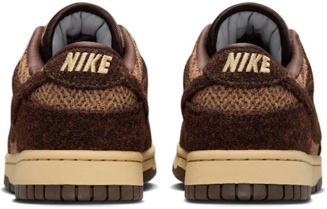 (W) Harris Tweed x Nike Dunk Low 'Sesame' Sepatu Sneakers IO0052-200 Lookbook (W) Harris Tweed x Nike Dunk Low 'Sesame' Sepatu Sneakers IO0052-200