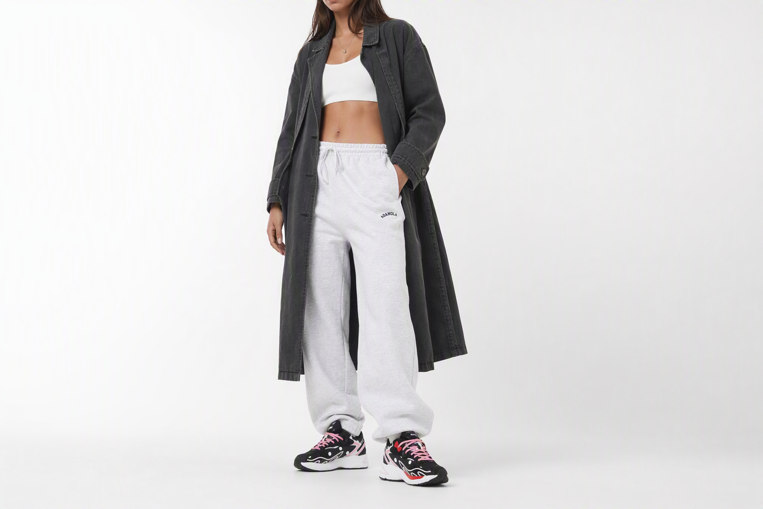 Order (W) ハローキティ×adidas アスティア 「水玉」 GW7166