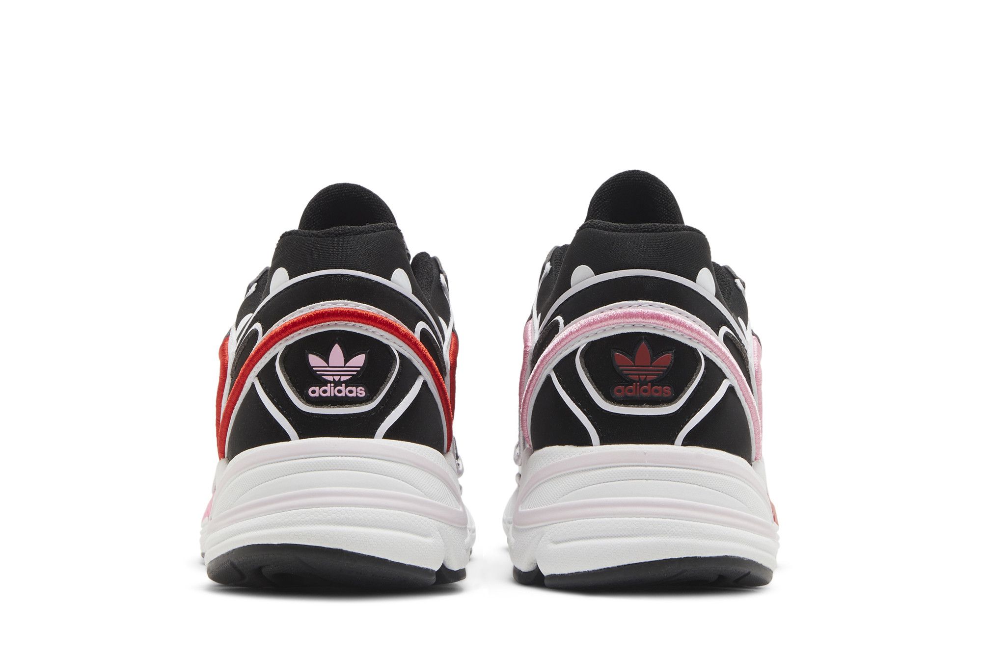 Sizing (W) ハローキティ×adidas アスティア 「水玉」 GW7166
