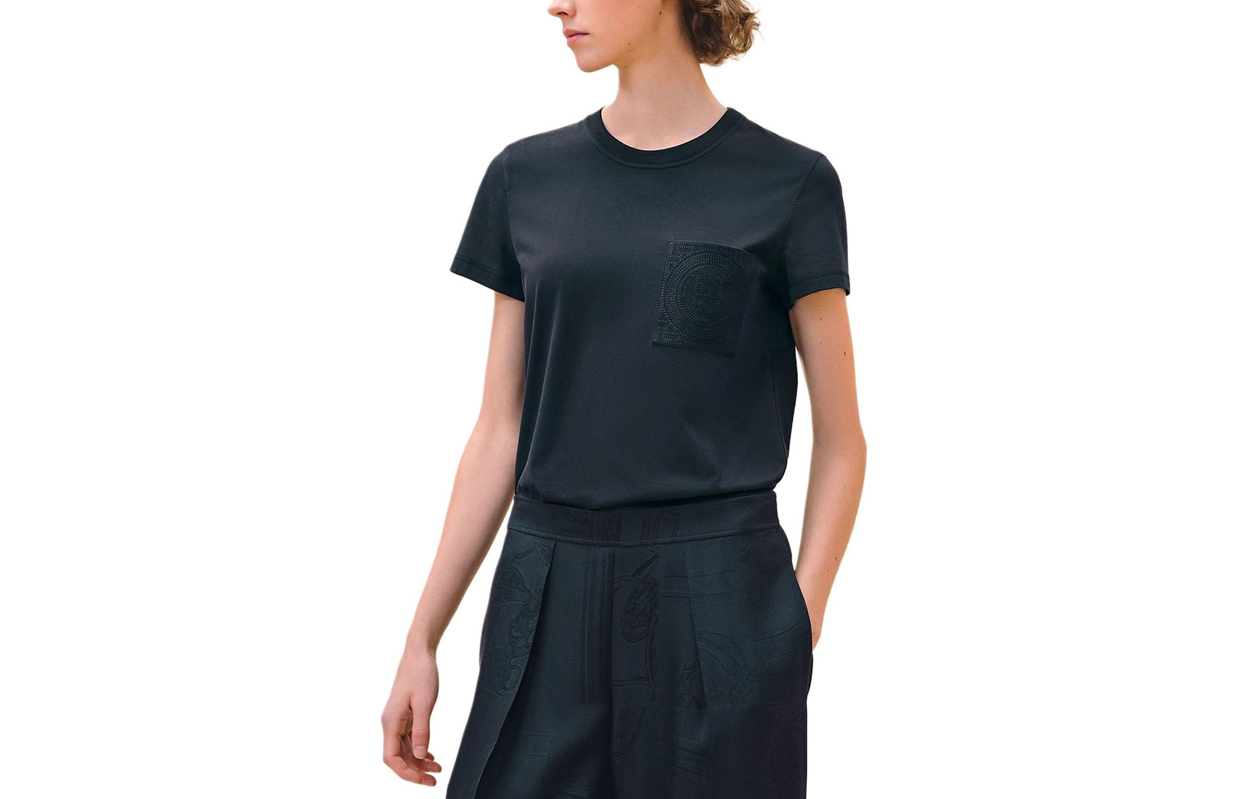 (Women) HERMES  Black Blue Logo Embroidered Pocket Crewneck T-Shirt H4E4615DA5H