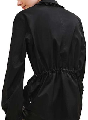 (W) HERMES Baju Lengan Panjang Hitam dengan Tali Pinggang & Zip FW24 H4H0638DV02 Lookbook (W) HERMES Baju Lengan Panjang Hitam dengan Tali Pinggang & Zip FW24 H4H0638DV02