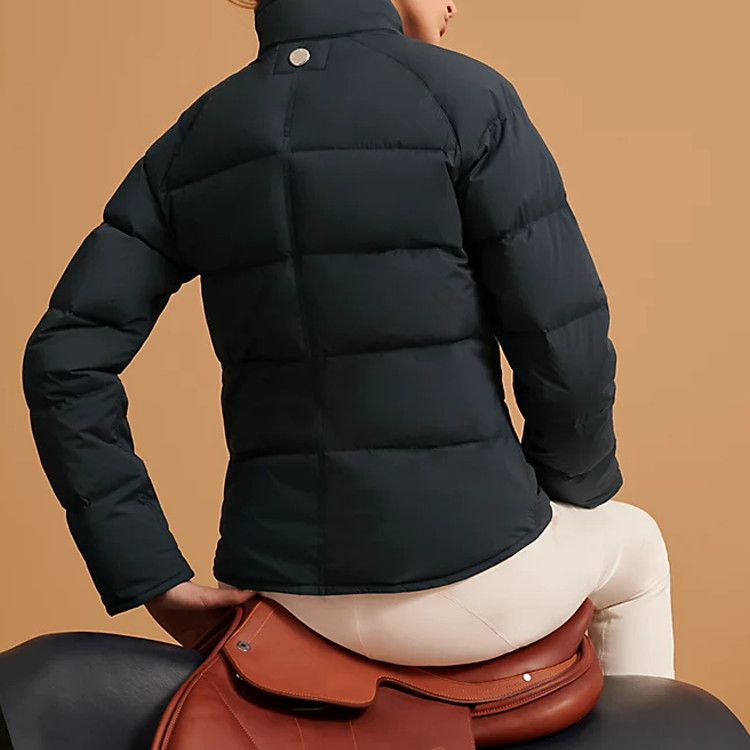 Purchase (W) HERMES Jaket Hitam Down Zip-Up dengan Kerah Berdiri Solid H800169E01L