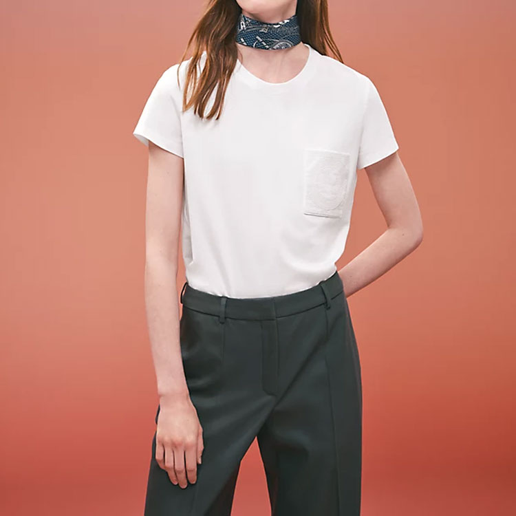 (Women) HERMES  Embroidered Pocket White T-Shirt FW22 H2H4614DU90 圖 4