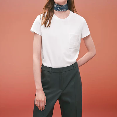 (W) HERMES Baju-T Putih Poket Sulam FW22 H2H4614DU90 Shop (W) HERMES Baju-T Putih Poket Sulam FW22 H2H4614DU90