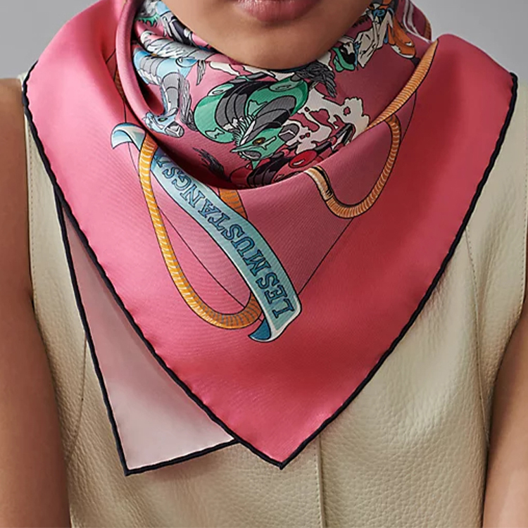 (Women) HERMES  Fashion Double-Sided Wild Horse Pattern Silk Scarf. H903939S 02 圖 5