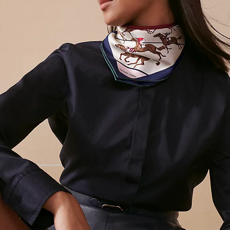 (Women) HERMES "Galloping Horse" Print Mulberry Silk Scarf for Women - Navy Blue H894178Sv04 圖 3