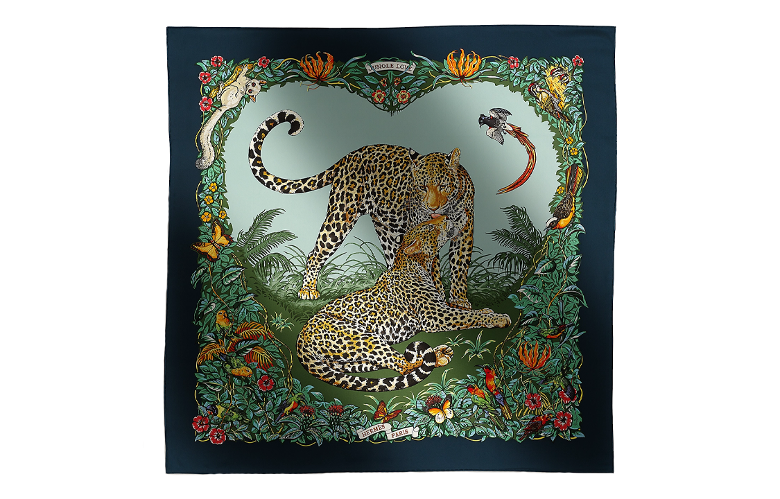 (Women) HERMES  Green Silk Scarf with Printed Pattern. H001876Sv29