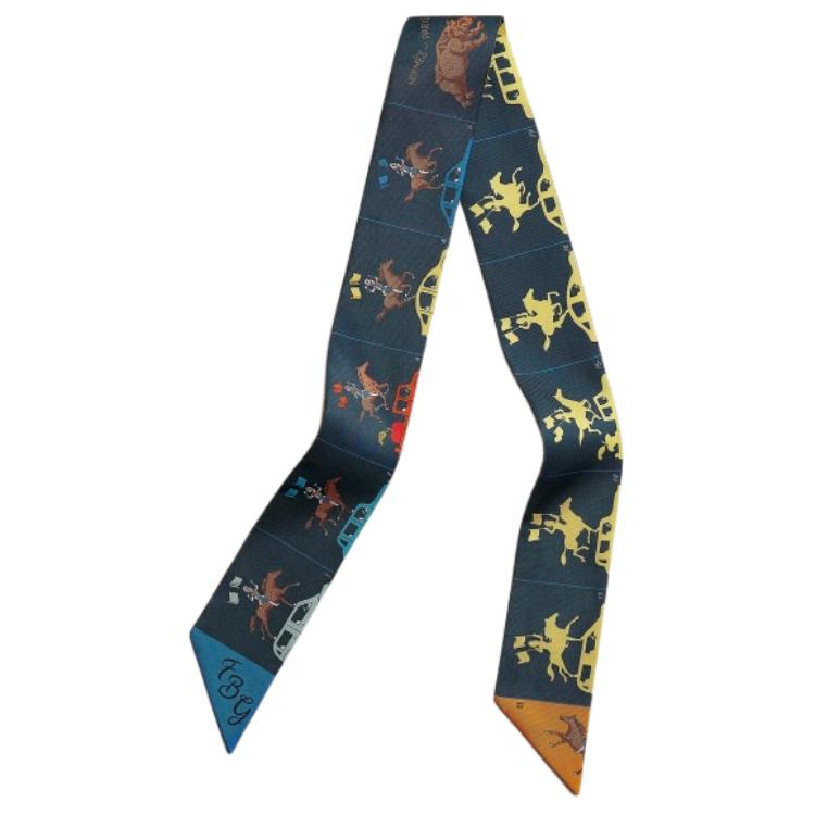 (Women) HERMES  Multi-Color Embroidered Letter Design Silk Scarf H064150S 圖 4