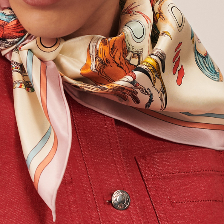 (Women) HERMES  Multicolor Alphabet Print Silk Scarf H982853S 08 圖 3