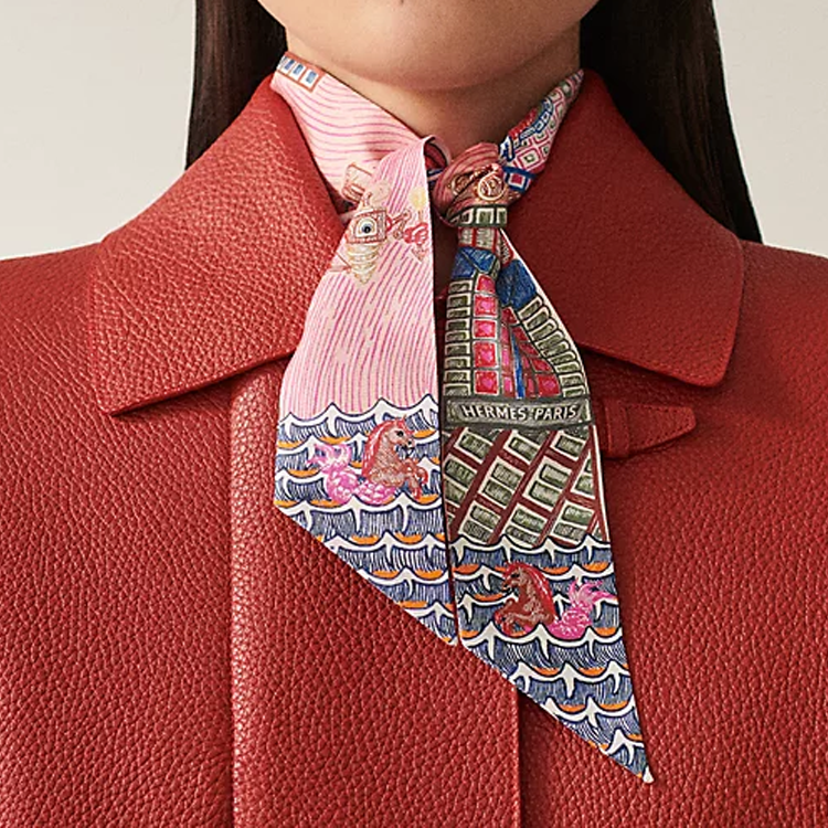 (Women) HERMES  Multicolor Silk Scarf with Adventure Pattern. H064011S-06 圖 3