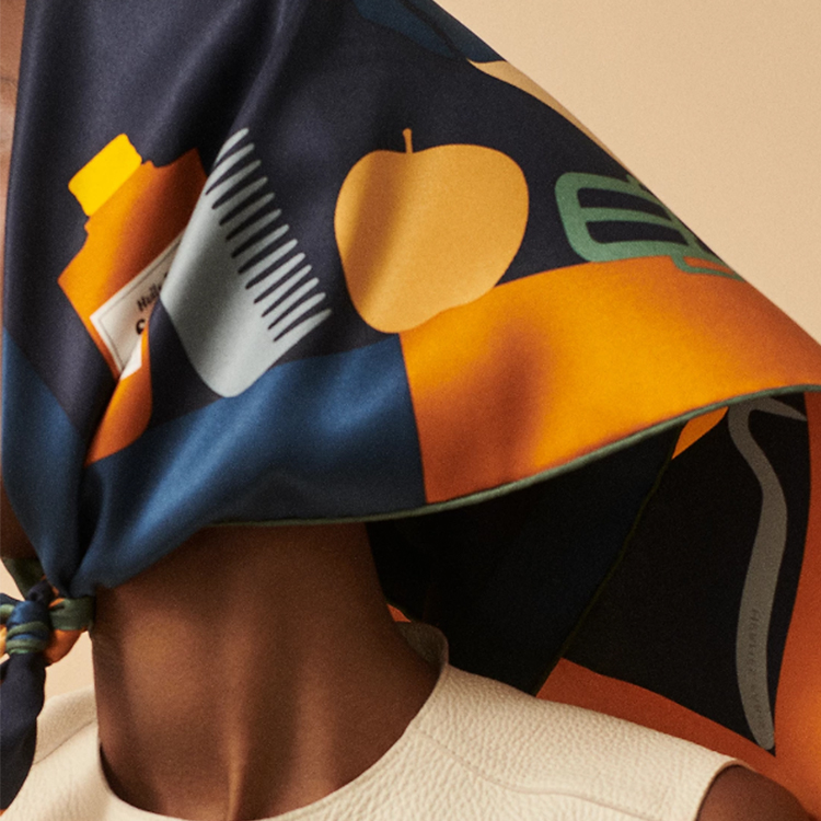 Lookbook (W) 愛馬仕圖案絲巾棕色 H984043S 09