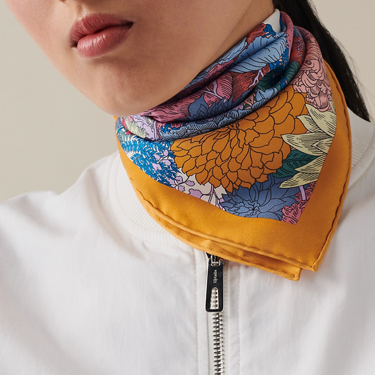 (Women) HERMES  Scarf "Light Floral Detail" Honey/White/Pink Silk Accessory H893936S-11 圖 3