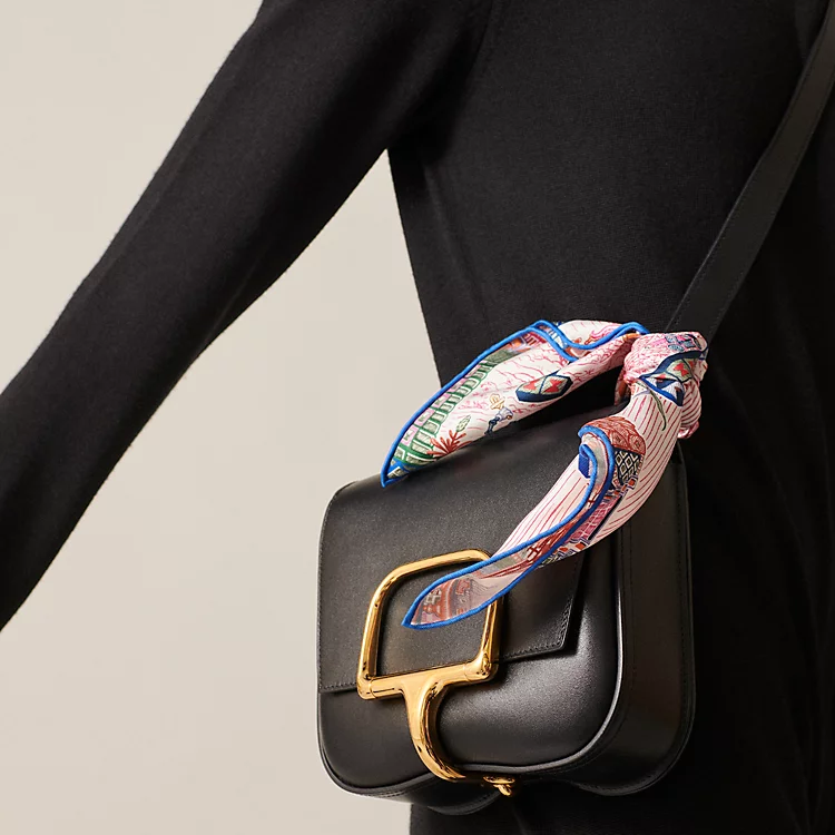 (Women) HERMES  Silk Scarf 45cm Adventure Details Multi-Color Square Scarf. H894049S-04 圖 3