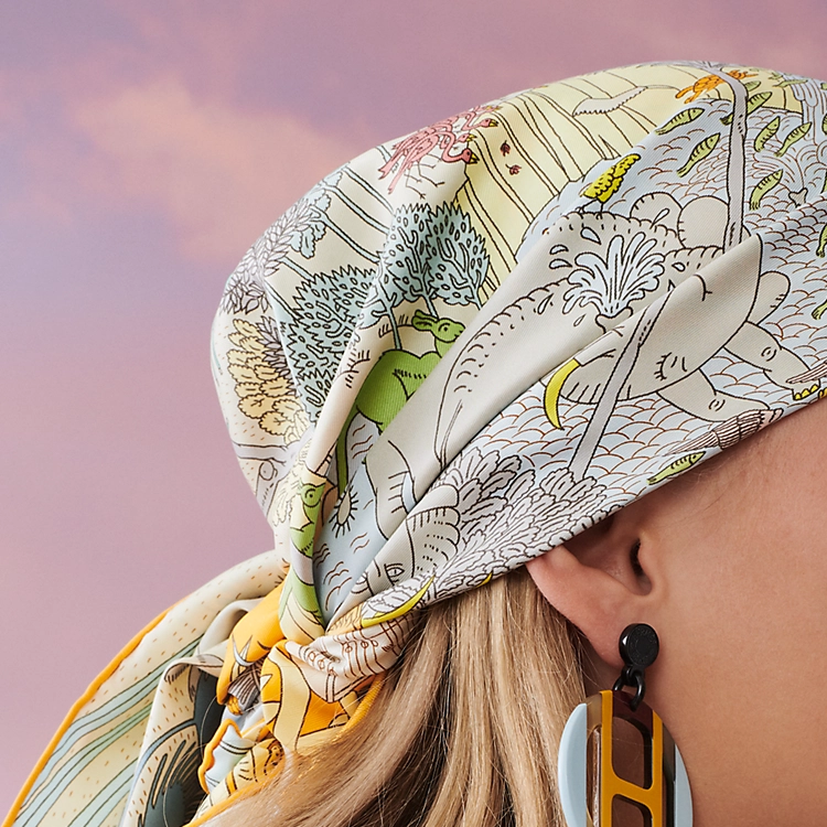 Purchase (W) HERMES Syal Sutra "Animal Carnival" Aksesori Kasual. H003953S 05