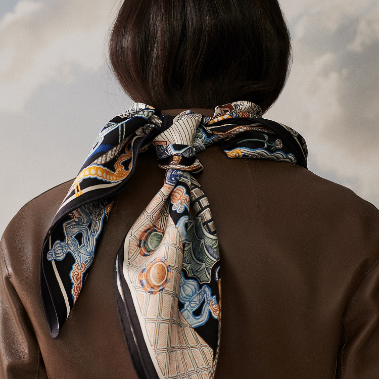 (Women) HERMES  Silk Scarf with Logo Print Design - Multicolor. H004011s 06 圖 5