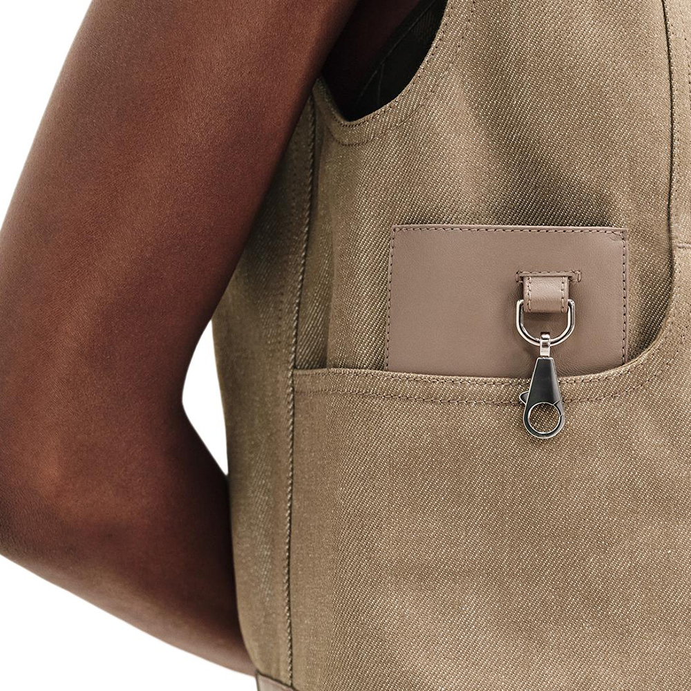 Purchase (Women) HERMES  Sleeveless Cotton Jacket in Teal Green. H5E0253DHCN