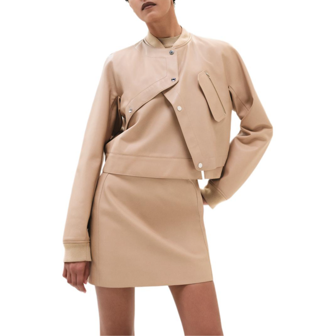 Lookbook (Women) HERMES  Solid Beige Button-Up Crewneck Jacket. H5E1216DLD1-36