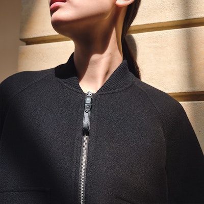 (W) HERMES 純色拉鍊針織外套 黑色 H4E0241DC02 Purchase (W) HERMES 純色拉鍊針織外套 黑色 H4E0241DC02