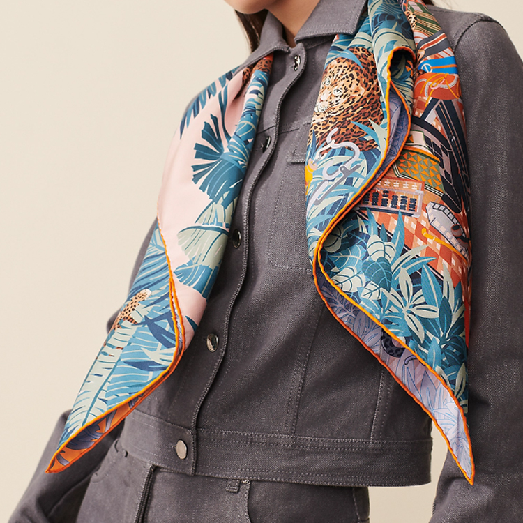 (Women) HERMES "Twelve Leopards" Print Silk Scarf Multicolor for Women. H904042S 01 圖 5