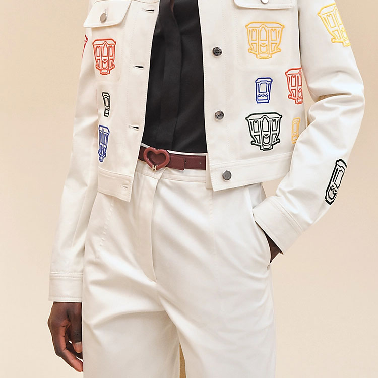 Sizing (Women) HERMES  White Denim Jacket with Embroidered Pattern and Single Button Closure H4E0258DNA3
