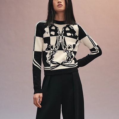 (Women) HERMES Black Colorblock Pullover Sweater Crewneck H1H2606D202 Lookbook (Women) HERMES Black Colorblock Pullover Sweater Crewneck H1H2606D202