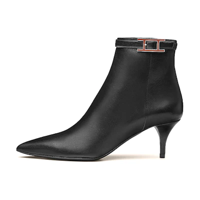 (W) HERMES Blanche Short Boot 'Black Goat Leather'