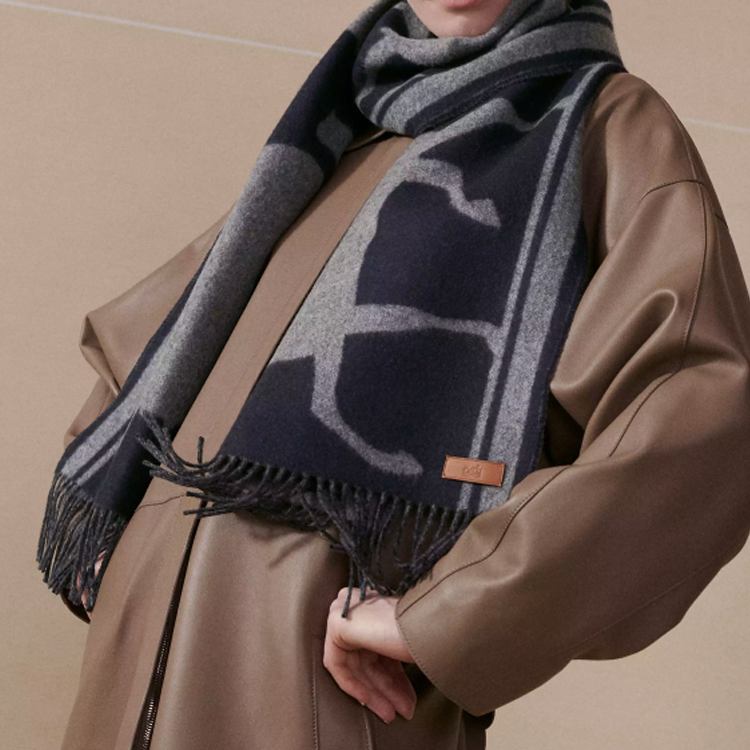 Purchase (W) Bufanda HERMÈS de Cachemira Multicolor con Estampado de Diseñador 108300399