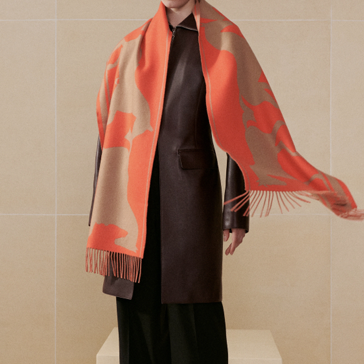 Sizing (W) Bufanda HERMÈS de Cachemira Multicolor con Estampado de Diseñador 108300399