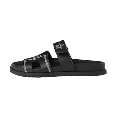 (W) HERMES Chypre 'Black Leather Round Toe Slide'
