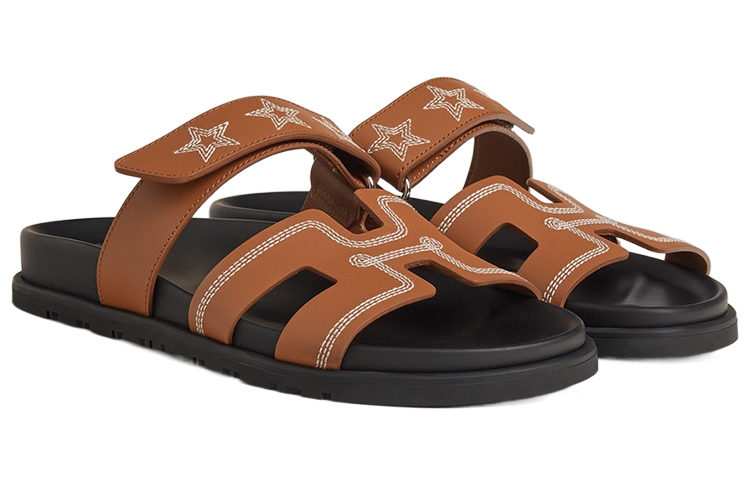 Shop HERMES愛馬仕 Chypre 皮革 露趾套腳 一字拖鞋 女款 棕色