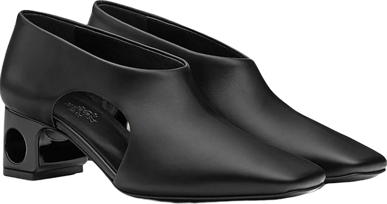 (W) HERMES Sepatu Boot Hitam Ankle Kulit Anak Sapi Cut-Out H221025Z-02 Lookbook (W) HERMES Sepatu Boot Hitam Ankle Kulit Anak Sapi Cut-Out H221025Z-02