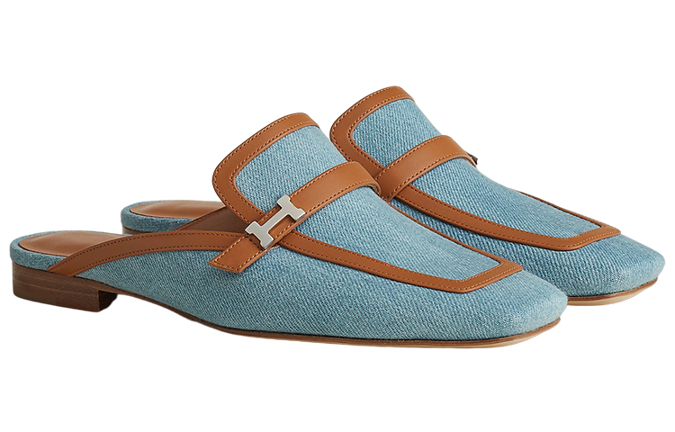 Lookbook (W) HERMES Denim dan Kulit Anak Lembu Buckle Mule 'Retro Blue' H231053Z-CB