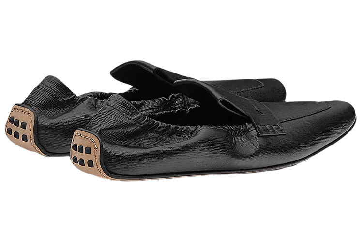 Lookbook (W) エルメス Echo スタッズ ラバー フラット H221039Z-02