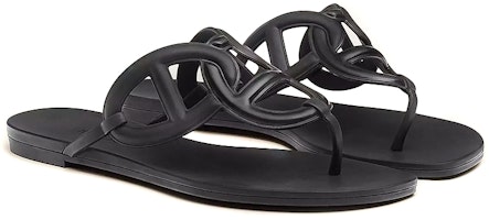 (W) Selipar Rata HERMES Egerie 'Fesyen Hitam' H221001Z-02 Lookbook (W) Selipar Rata HERMES Egerie 'Fesyen Hitam' H221001Z-02