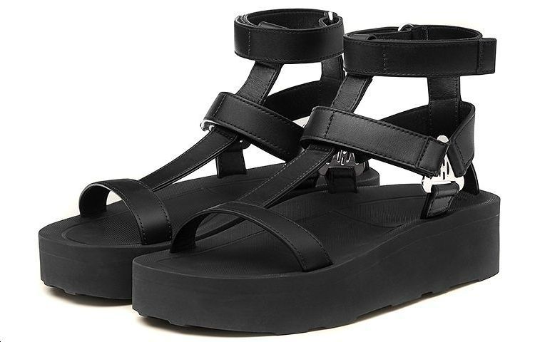 Lookbook (W) 에르메스 에니드 샌들 '블랙 카프스킨' H221033Z-02