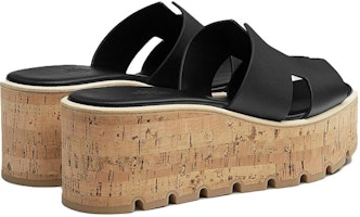 (W) HERMES Eze Sandal Kulit 'Open-Toe Comfort Hitam' H221026Z-02 Shop (W) HERMES Eze Sandal Kulit 'Open-Toe Comfort Hitam' H221026Z-02