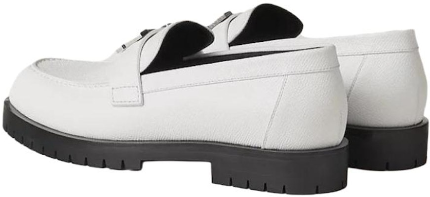 (W) 에르메스 포부르 로퍼 (화이트 레더) H241019Z-90 Lookbook (W) 에르메스 포부르 로퍼 (화이트 레더) H241019Z-90