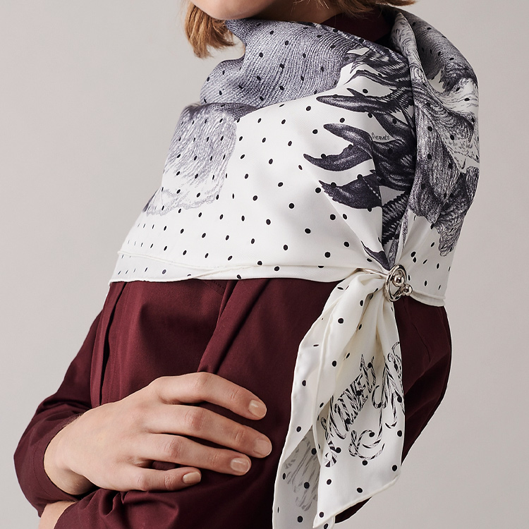 (Women) HERMES Feather Pattern 90cm Silk Scarf Women White/Black/Gray H003851S-03 圖 3