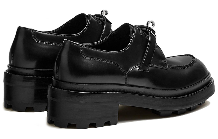 Lookbook (W) HERMES Pertama 'Kulit Anak Laki Hitam Mengkilap' H222072Z-02