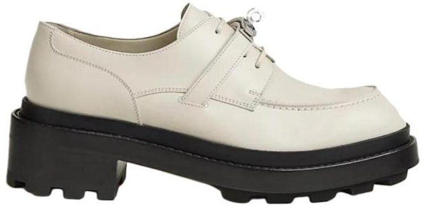 (W) HERMES First Slip-On 'Beige' - Sepatu Santai Pria/Wanita Warna Beige H222072Z-F8400 Order (W) HERMES First Slip-On 'Beige' - Sepatu Santai Pria/Wanita Warna Beige H222072Z-F8400