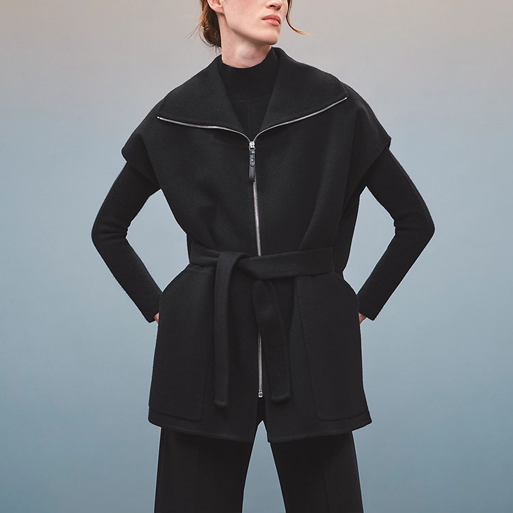 Lookbook (Women) HERMES FW22  Black Sleeveless Zip-Up Relaxed Fit Vest Jacket H2H0132DA02