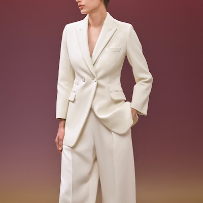 (Women) HERMES FW22 Double-Breasted White Blazer Jacket H2H0201DP9134 Shop (Women) HERMES FW22 Double-Breasted White Blazer Jacket H2H0201DP9134