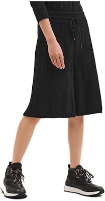 (W) HERMES FW23 Gaun Panjang Kasual Tali Solid Wool Hitam H3H2401D402 Lookbook (W) HERMES FW23 Gaun Panjang Kasual Tali Solid Wool Hitam H3H2401D402