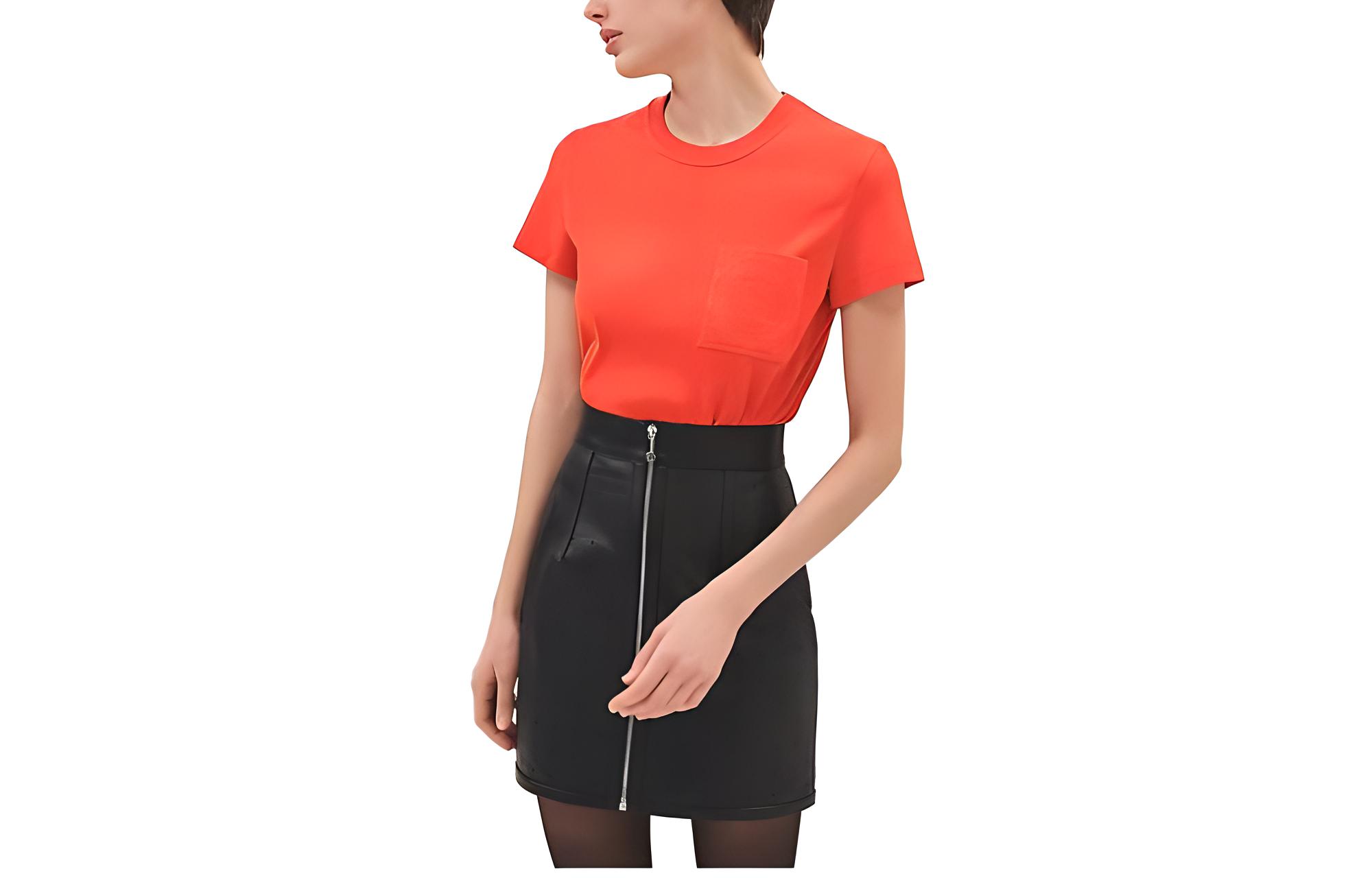 (Women) HERMES FW23  Red Embroidered Pocket Solid Color Regular T-Shirt H3H4614DL2Q