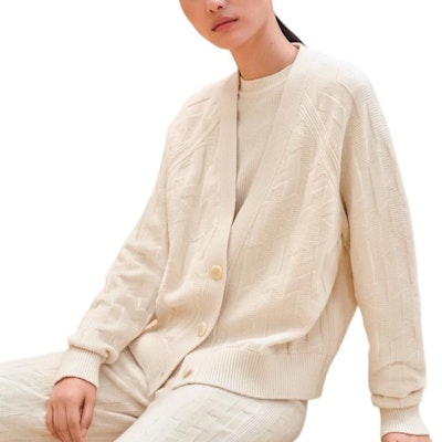 (W) 爱马仕 FW24 米色纯色V领单排扣针织开衫. H4H2706D3A3 Order (W) 爱马仕 FW24 米色纯色V领单排扣针织开衫. H4H2706D3A3