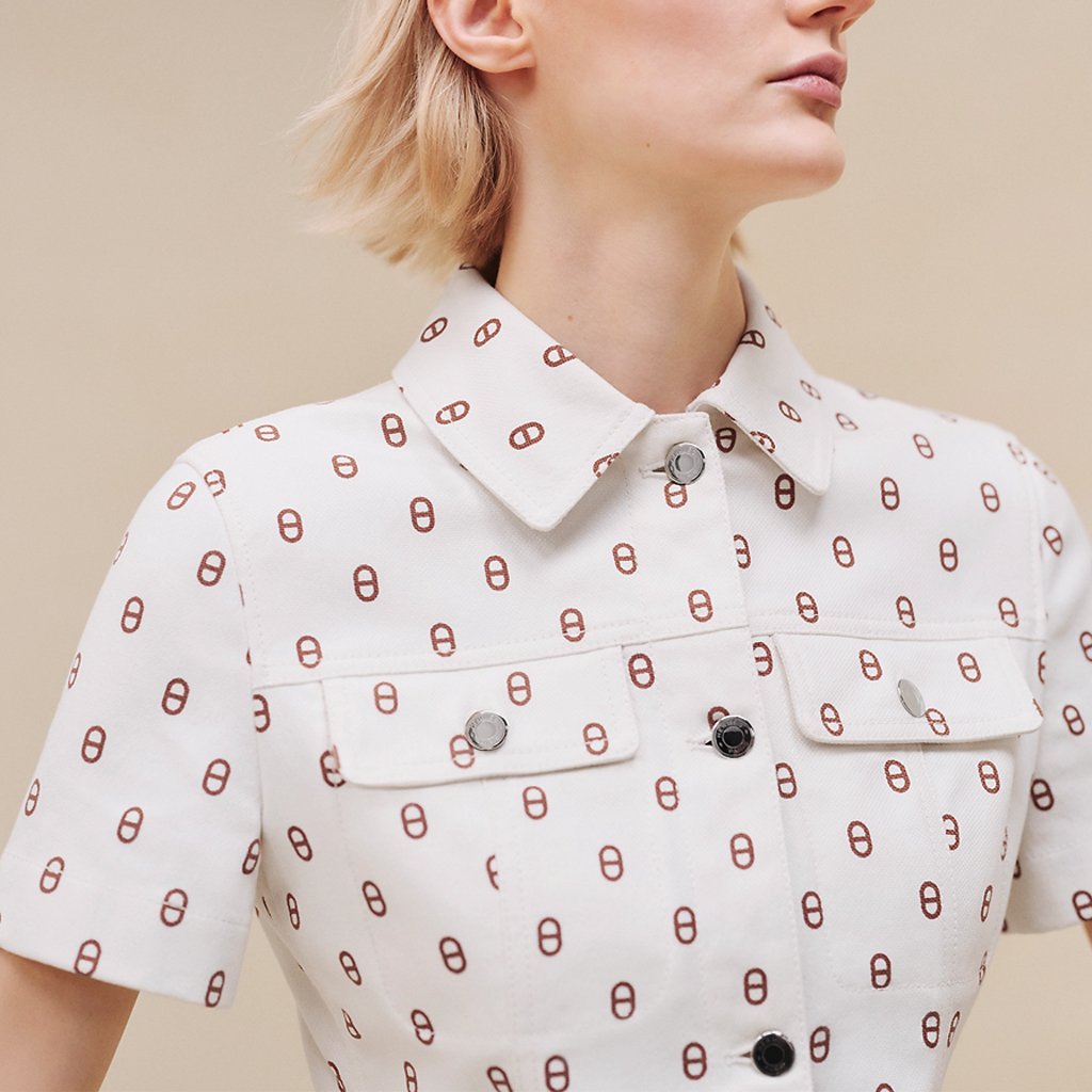 Shop (W) 에르메스 FW24 슬림핏 반팔 드레스 올오버 프린트 멀티컬러. H4H0551D3HW